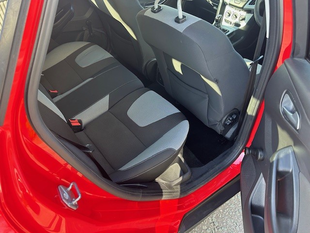 Used Ford Focus 2013 for sale - 77973745: Photo 14