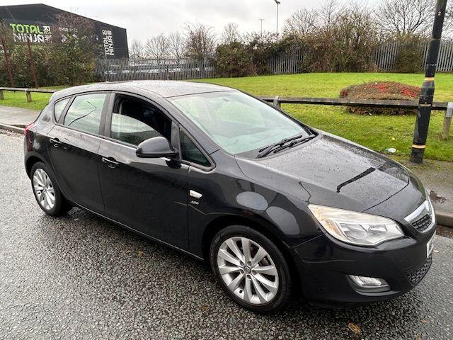 Used Vauxhall Astra 2012 for sale - 76850382: Photo 1