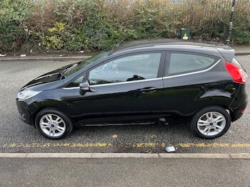 Used Ford Fiesta 2015 for sale - 77482505: Photo