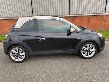 Used Vauxhall ADAM 2015 for sale - 76607923: Photo