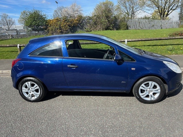 Used Vauxhall Corsa 2009 for sale - 78145832: Photo 3