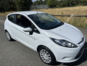 Used Ford Fiesta 2011 for sale - 79451356: Photo
