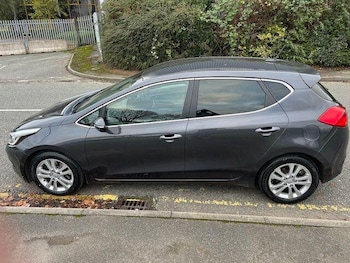 Used Kia Ceed 2014 for sale - 76607985: Photo