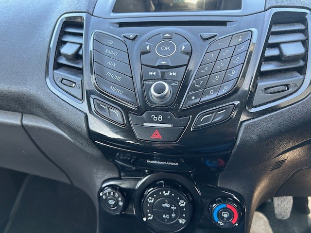 Used Ford Fiesta 2015 for sale - 77977022: Photo 16