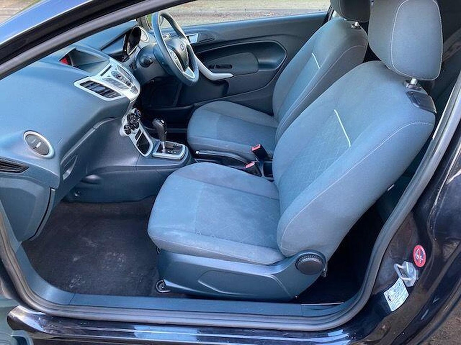 Used Ford Fiesta 2012 for sale - 77539183: Photo 12