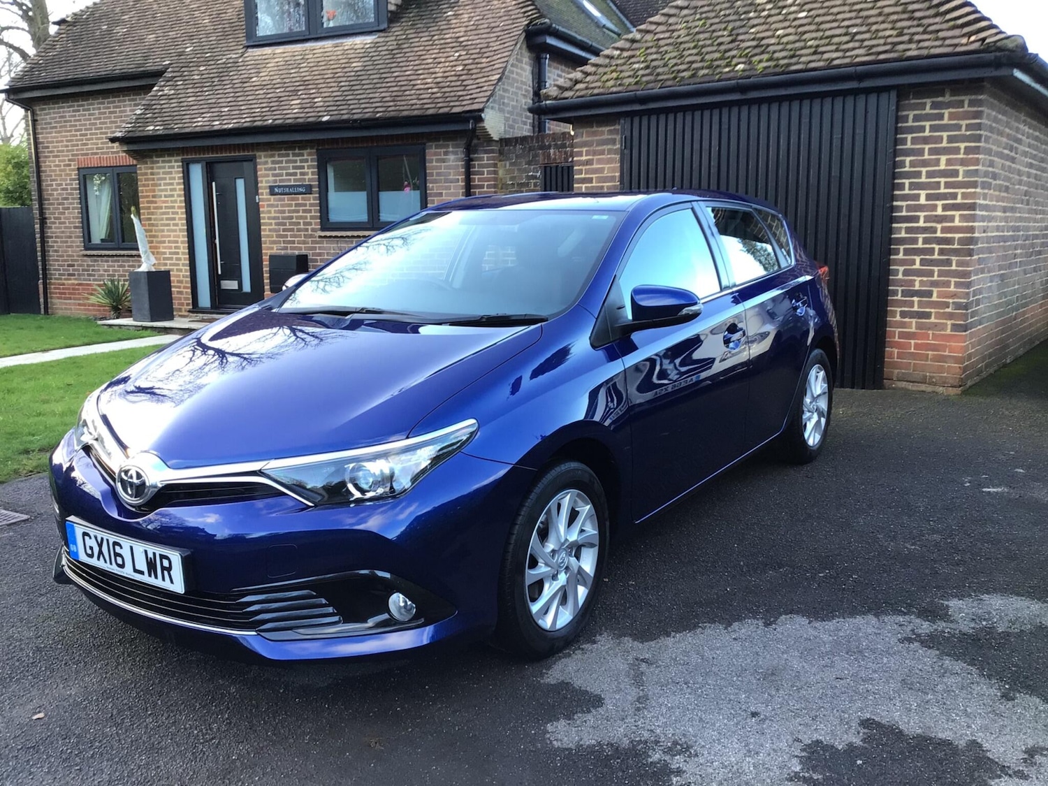 Used Toyota Auris 2016 for sale - 77927791: Photo 2