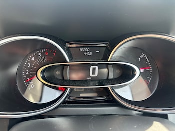 Used Renault Clio 2018 for sale - 78182661: Photo
