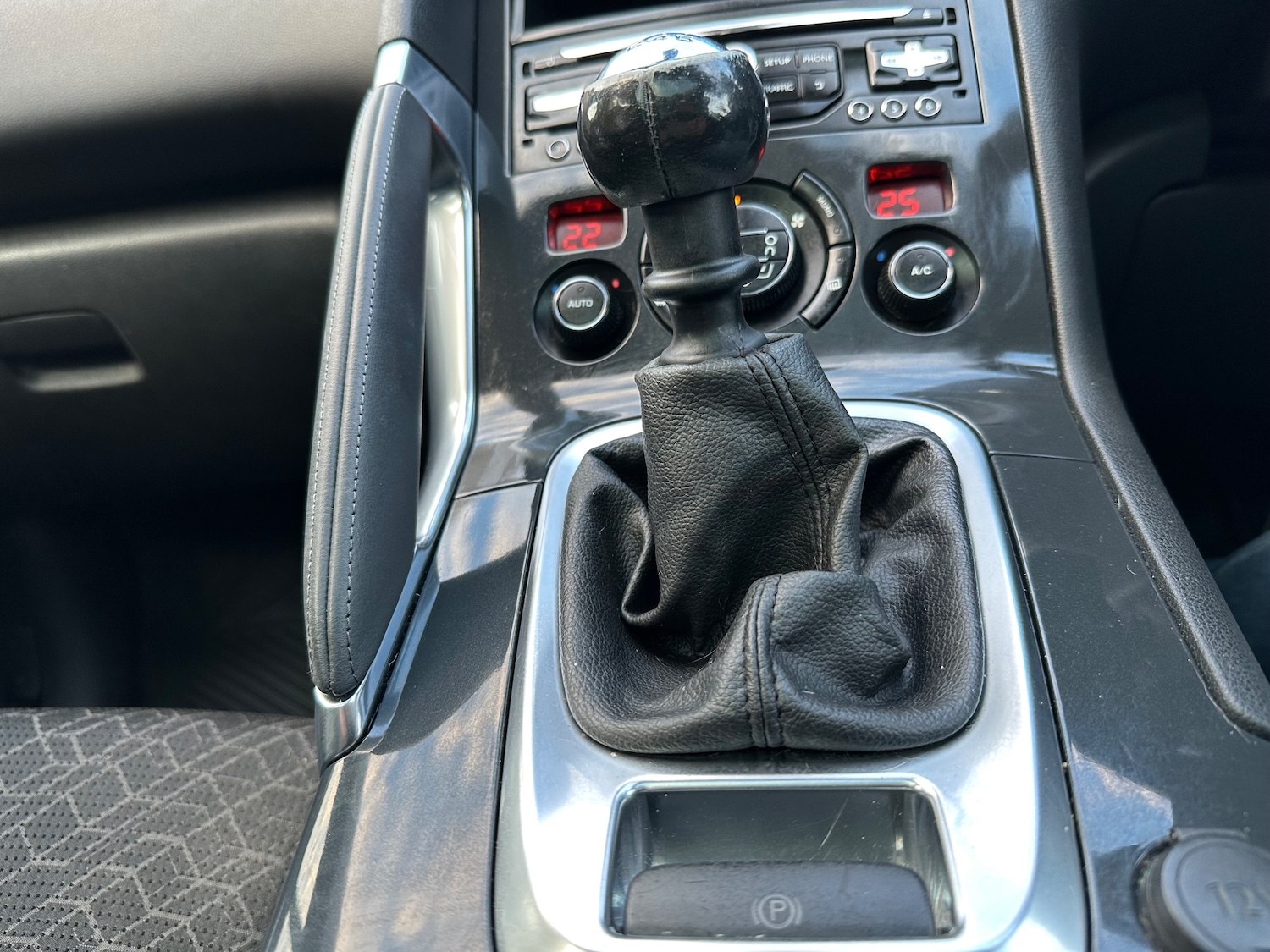 Used Peugeot 3008 2014 for sale - 77942388: Photo 16