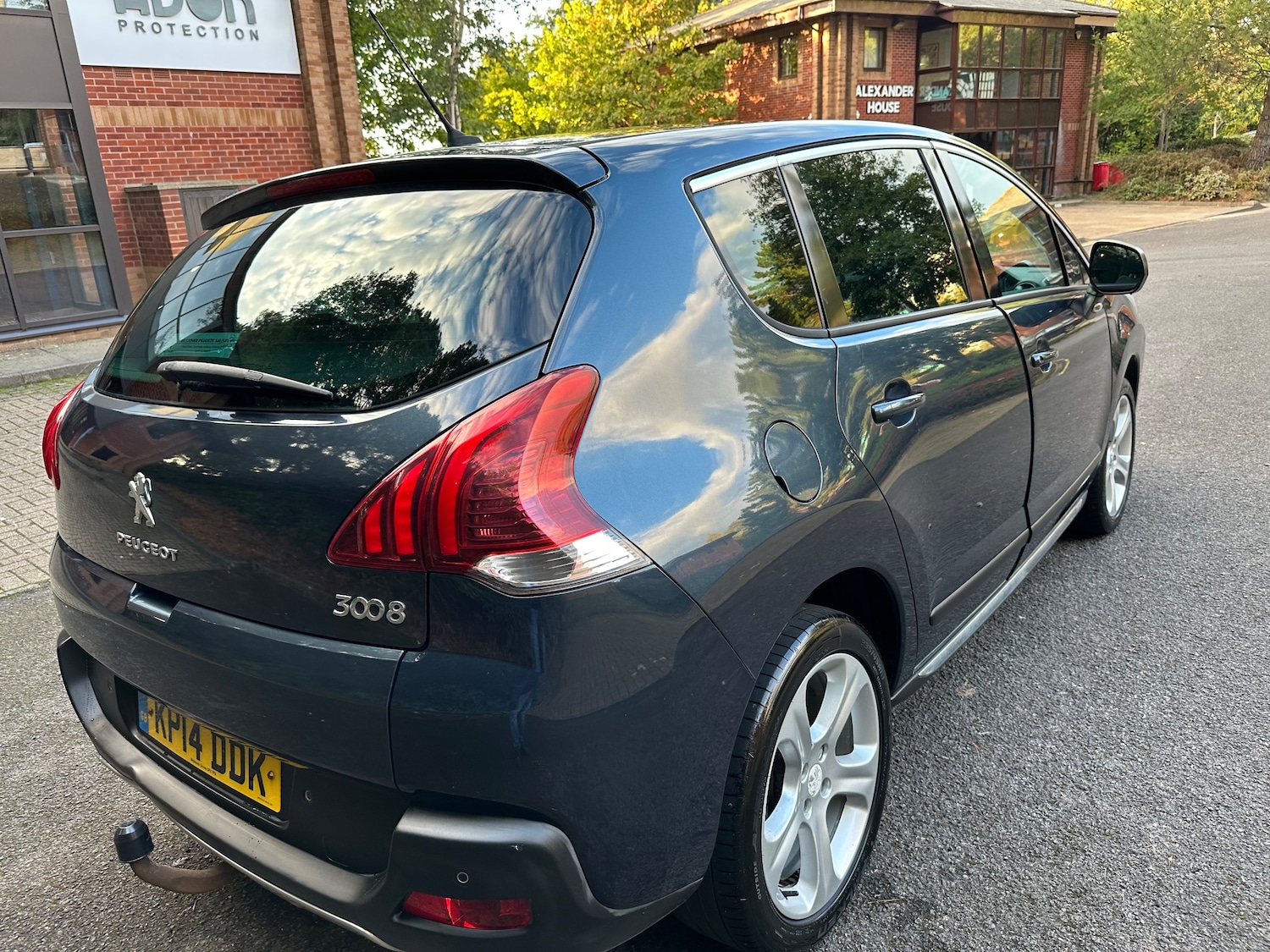 Used Peugeot 3008 2014 for sale - 77942388: Photo 6