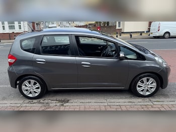 Used Honda Jazz 2011 for sale - 78531952: Photo