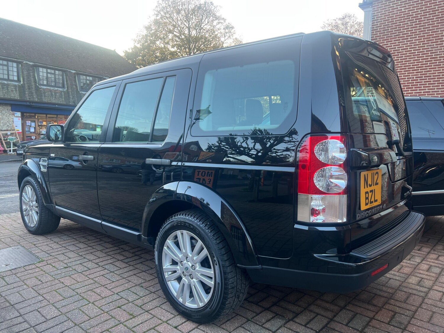 Used Land Rover Discovery 2012 for sale - 78029145: Photo 11