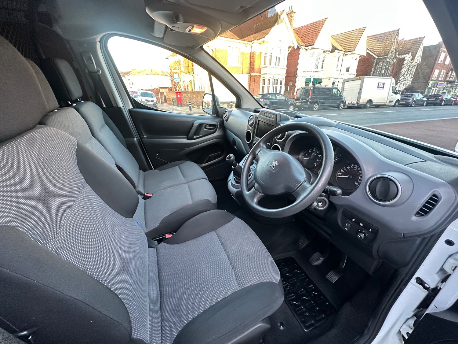 Used Peugeot Partner 2018 for sale - 77762523: Photo 14