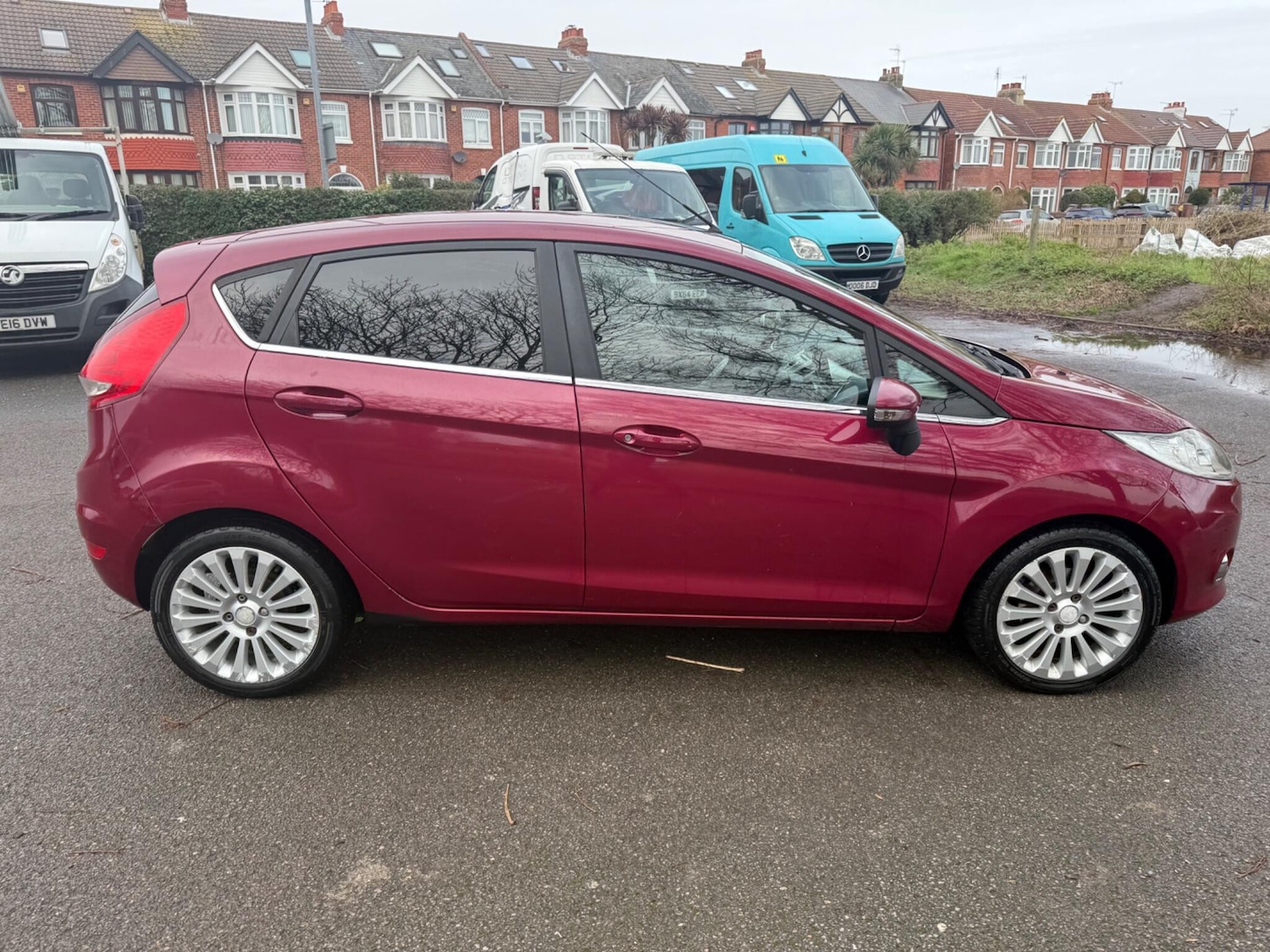 Used Ford Fiesta 2009 for sale - 78002010: Photo 2