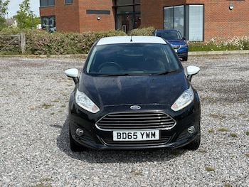 Used Ford Fiesta 2015 for sale - 78620330: Photo