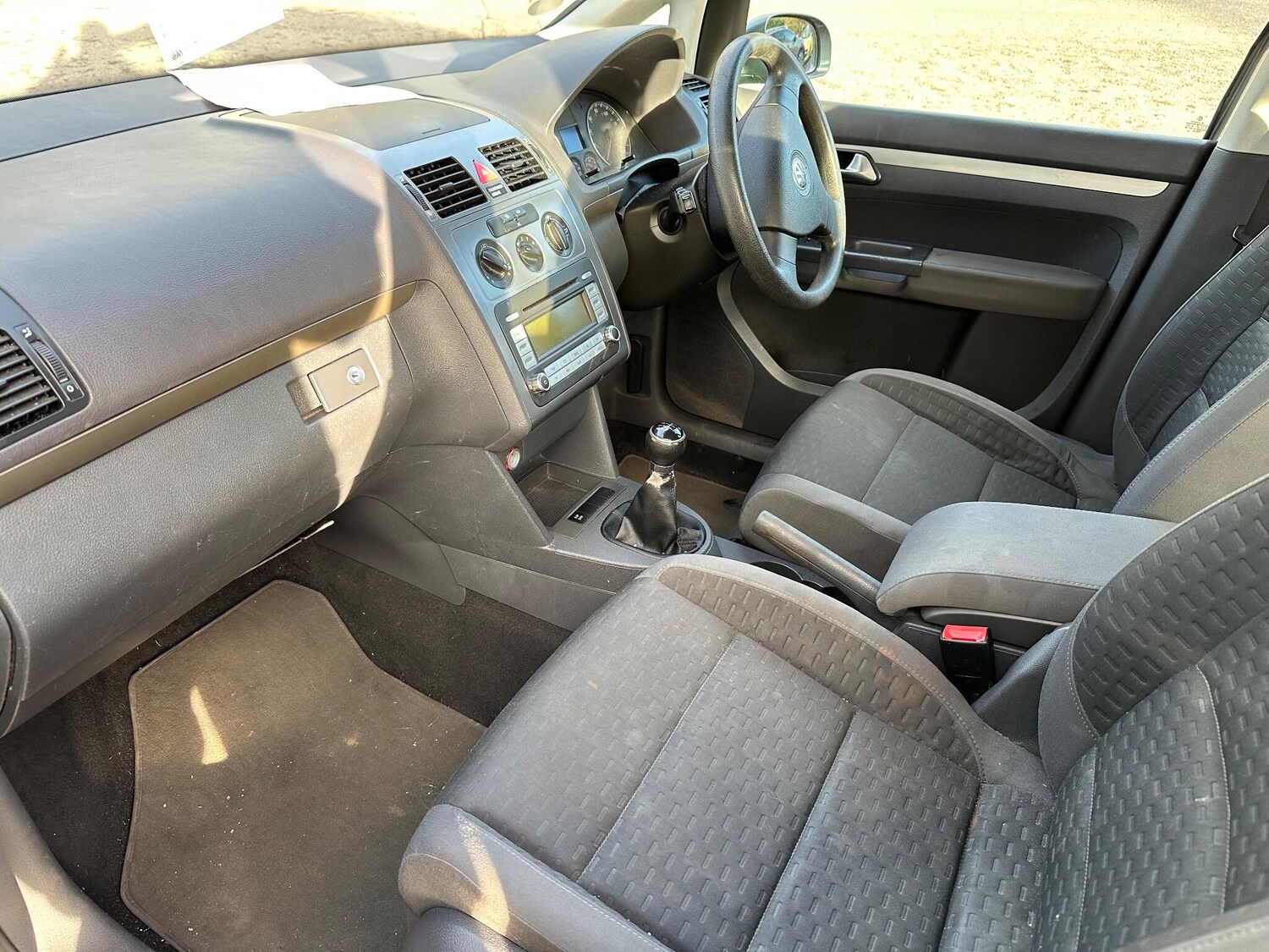 Used Volkswagen Touran 2007 for sale - 77942384: Photo 4