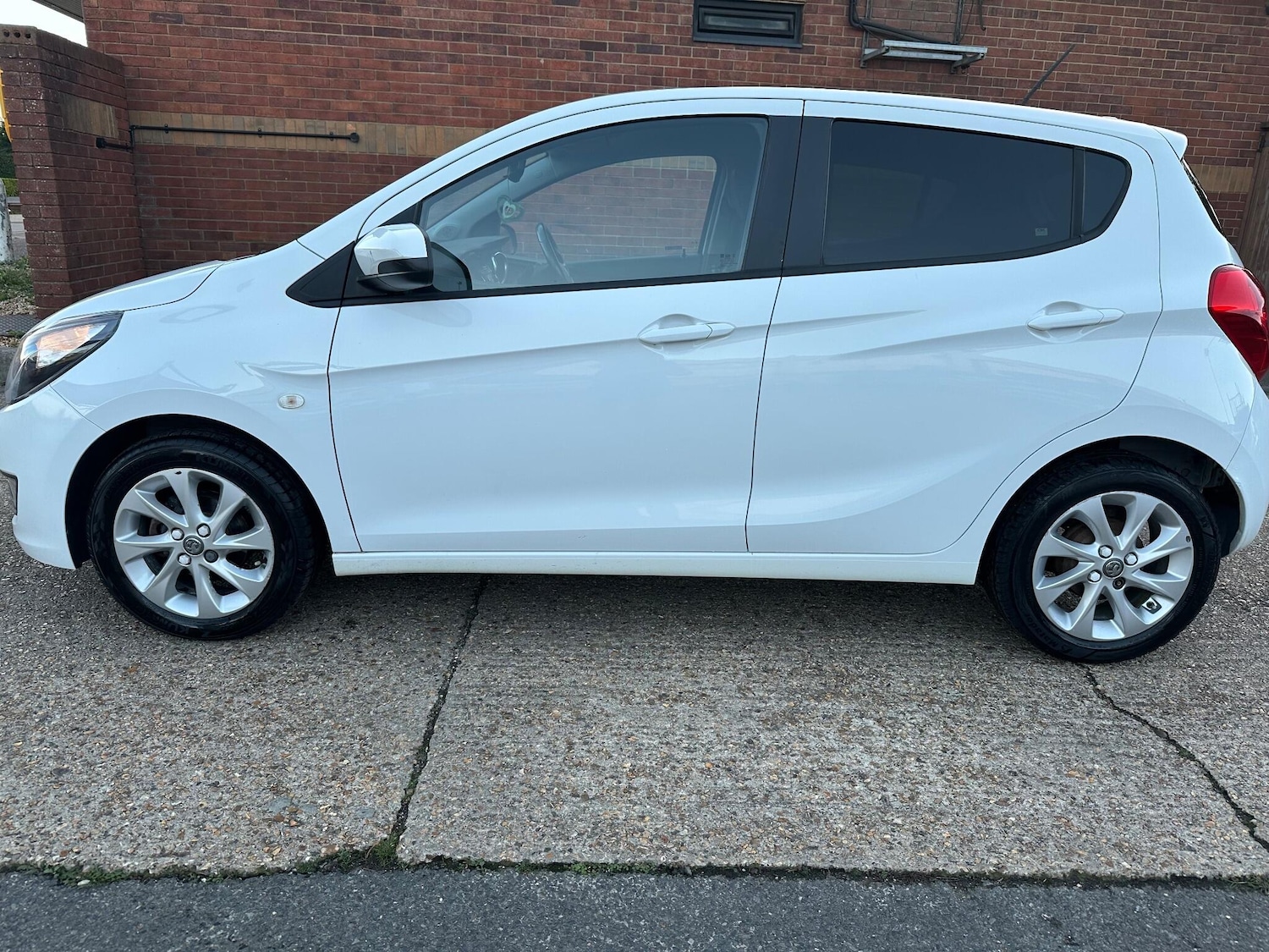 Used Vauxhall Viva 2016 for sale - 78009266: Photo 4