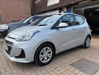 Used Hyundai i10 2018 for sale - 78599081: Photo