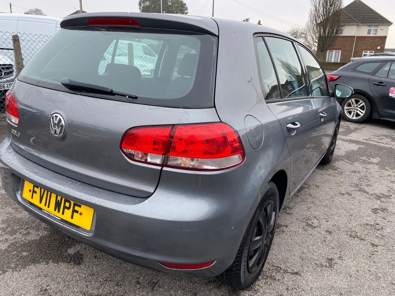 Used Volkswagen Golf 2011 for sale - 77942420: Photo 2