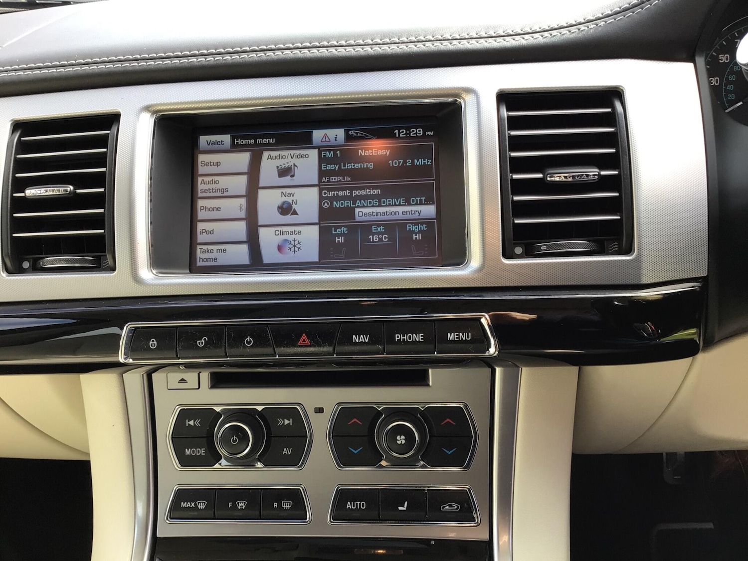 Used Jaguar XF 2011 for sale - 78063563: Photo 17