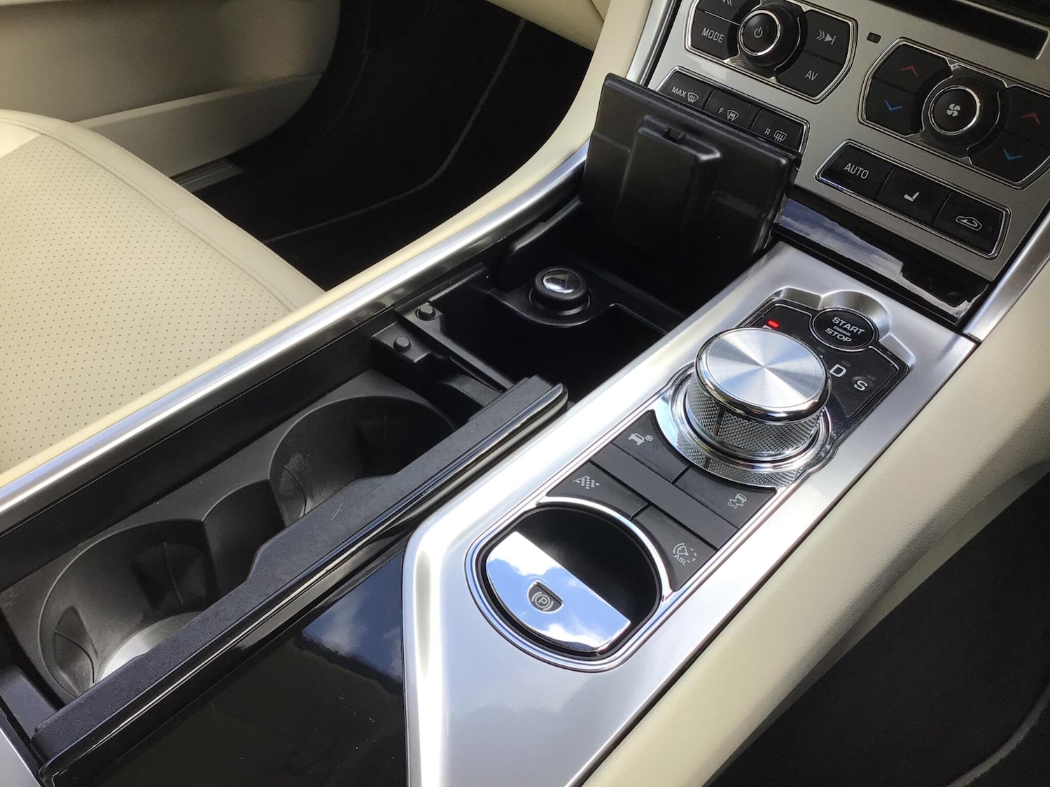 Used Jaguar XF 2011 for sale - 78063563: Photo 18