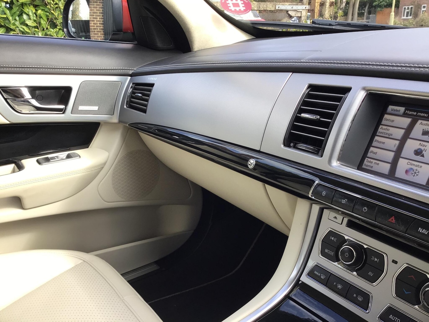 Used Jaguar XF 2011 for sale - 78063563: Photo 20