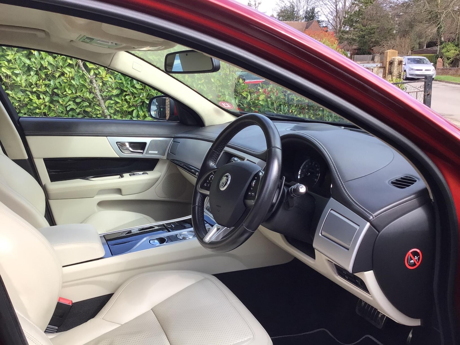 Used Jaguar XF 2011 for sale - 78063563: Photo 8