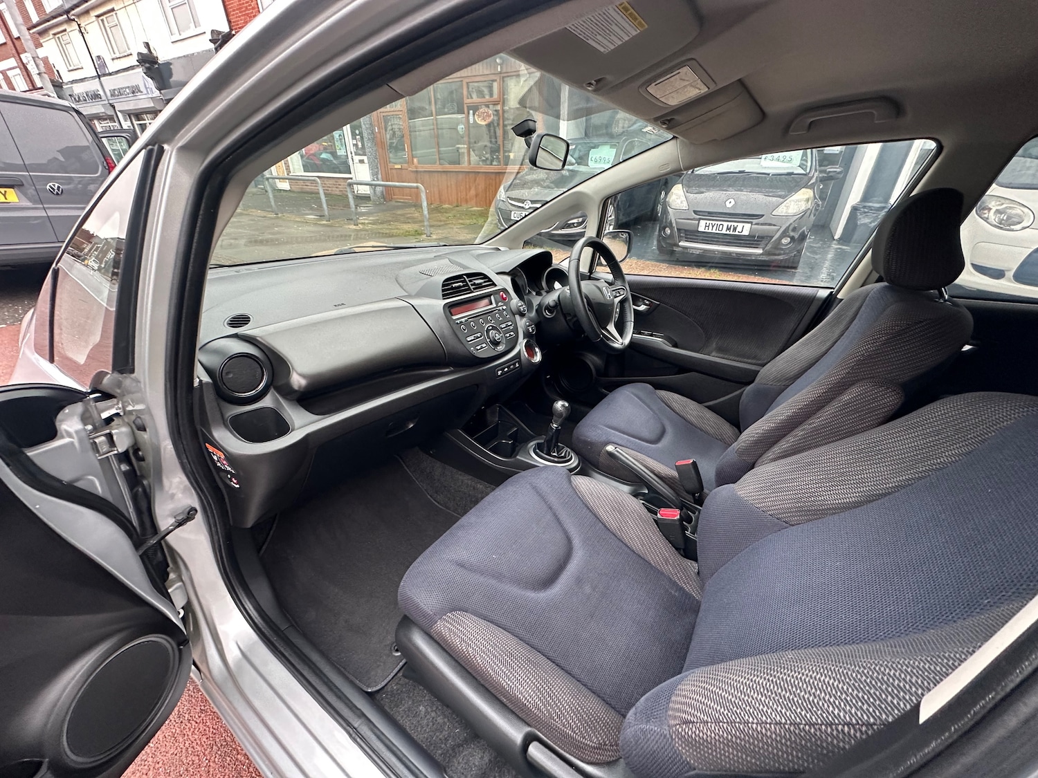 Used Honda Jazz 2013 for sale - 77762526: Photo 15