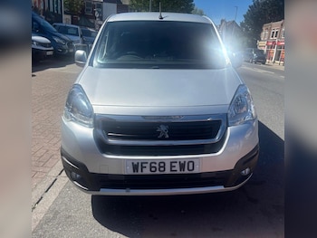 Used Peugeot Partner 2018 for sale - 78367487: Photo