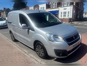 Used Peugeot Partner 2018 for sale - 78367487: Photo