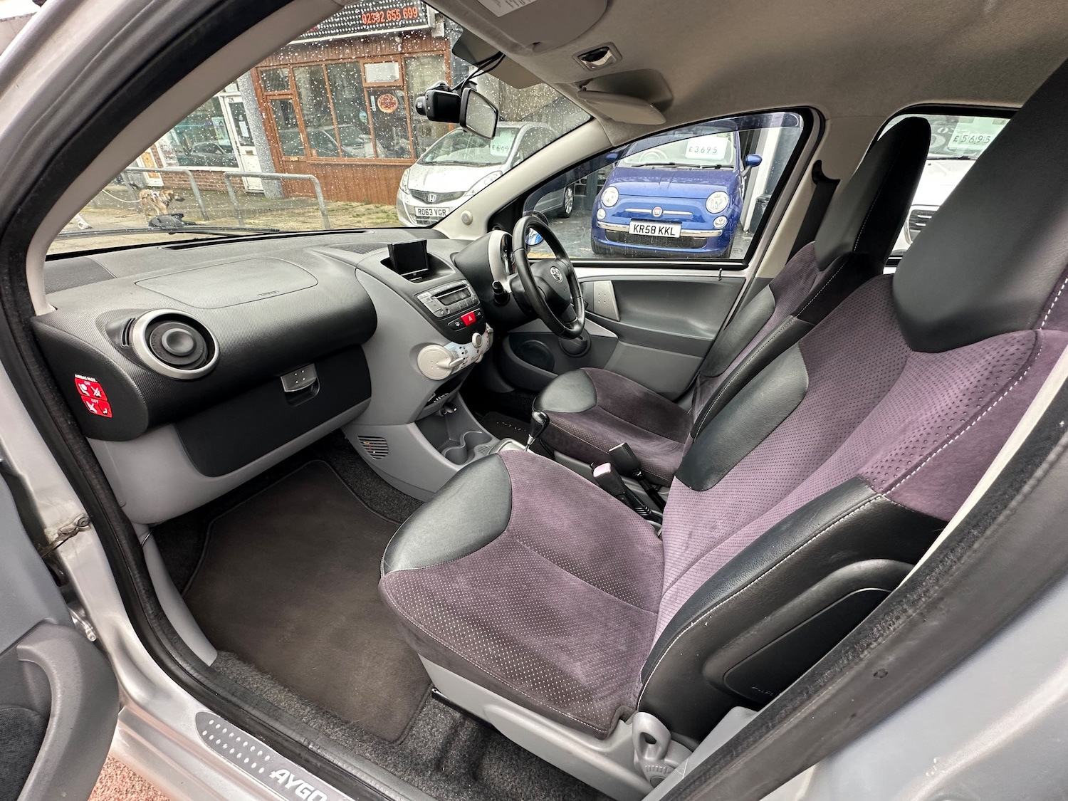 Used Toyota AYGO 2009 for sale - 77779584: Photo 10