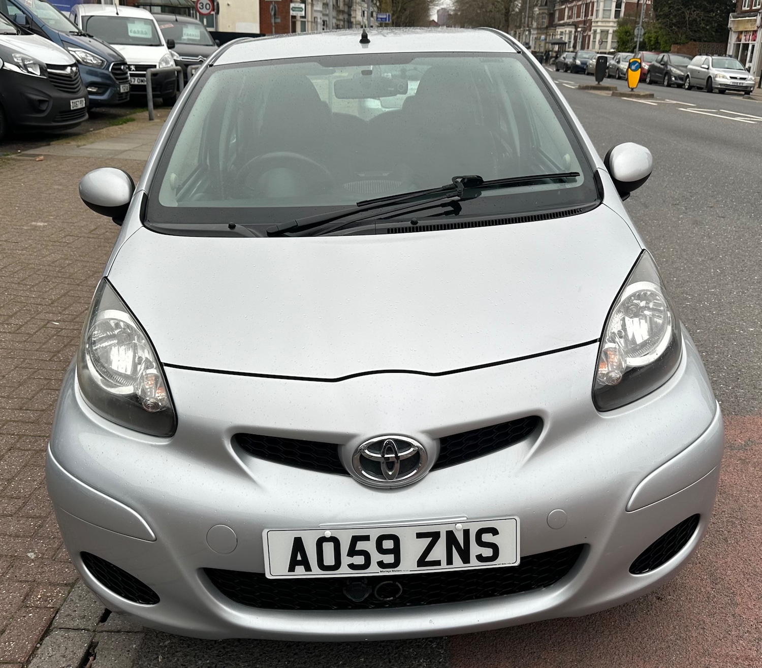 Used Toyota AYGO 2009 for sale - 77779584: Photo 2