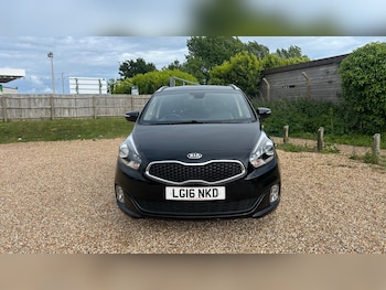 Used Kia Carens 2016 for sale - 78624708: Photo