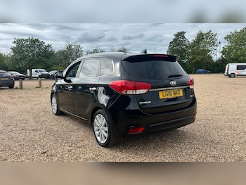 Used Kia Carens 2016 for sale - 78624708: Photo