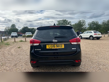 Used Kia Carens 2016 for sale - 78624708: Photo