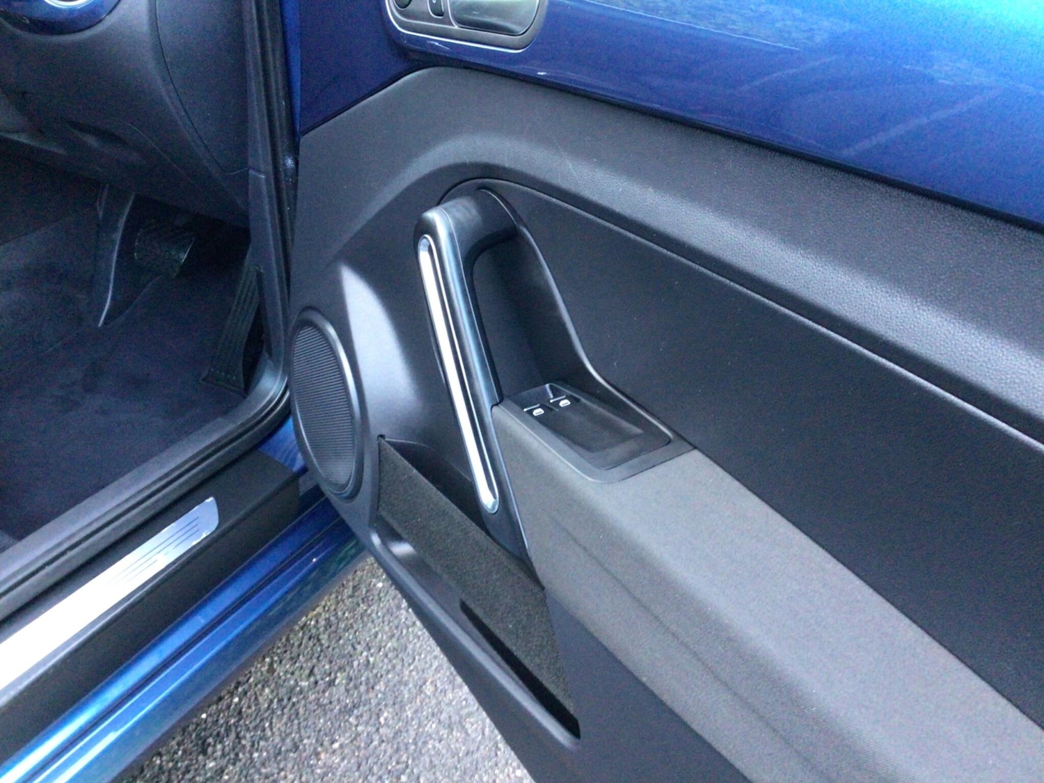 Used Volkswagen Beetle 2017 for sale - 77927793: Photo 10