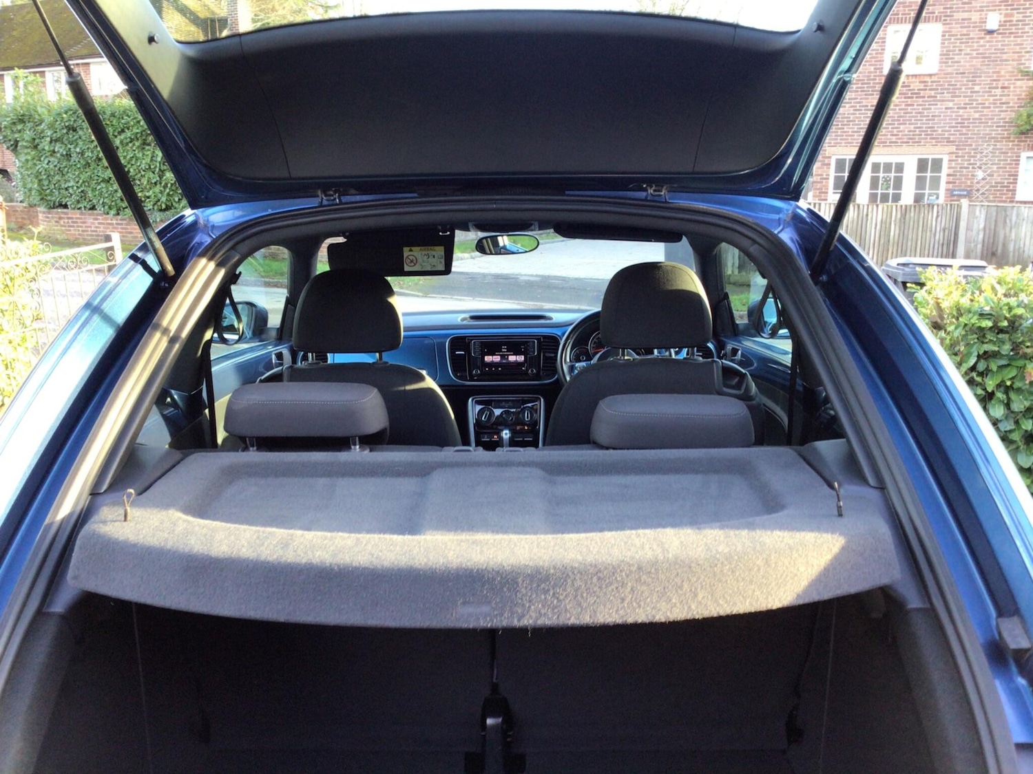 Used Volkswagen Beetle 2017 for sale - 77927793: Photo 23