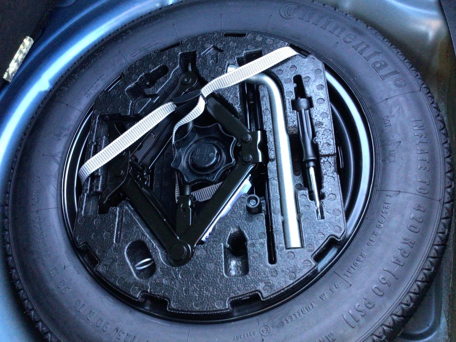 Used Volkswagen Beetle 2017 for sale - 77927793: Photo 25