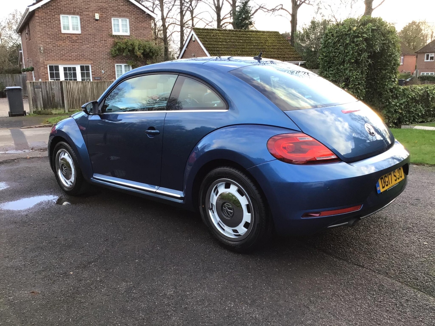 Used Volkswagen Beetle 2017 for sale - 77927793: Photo 3