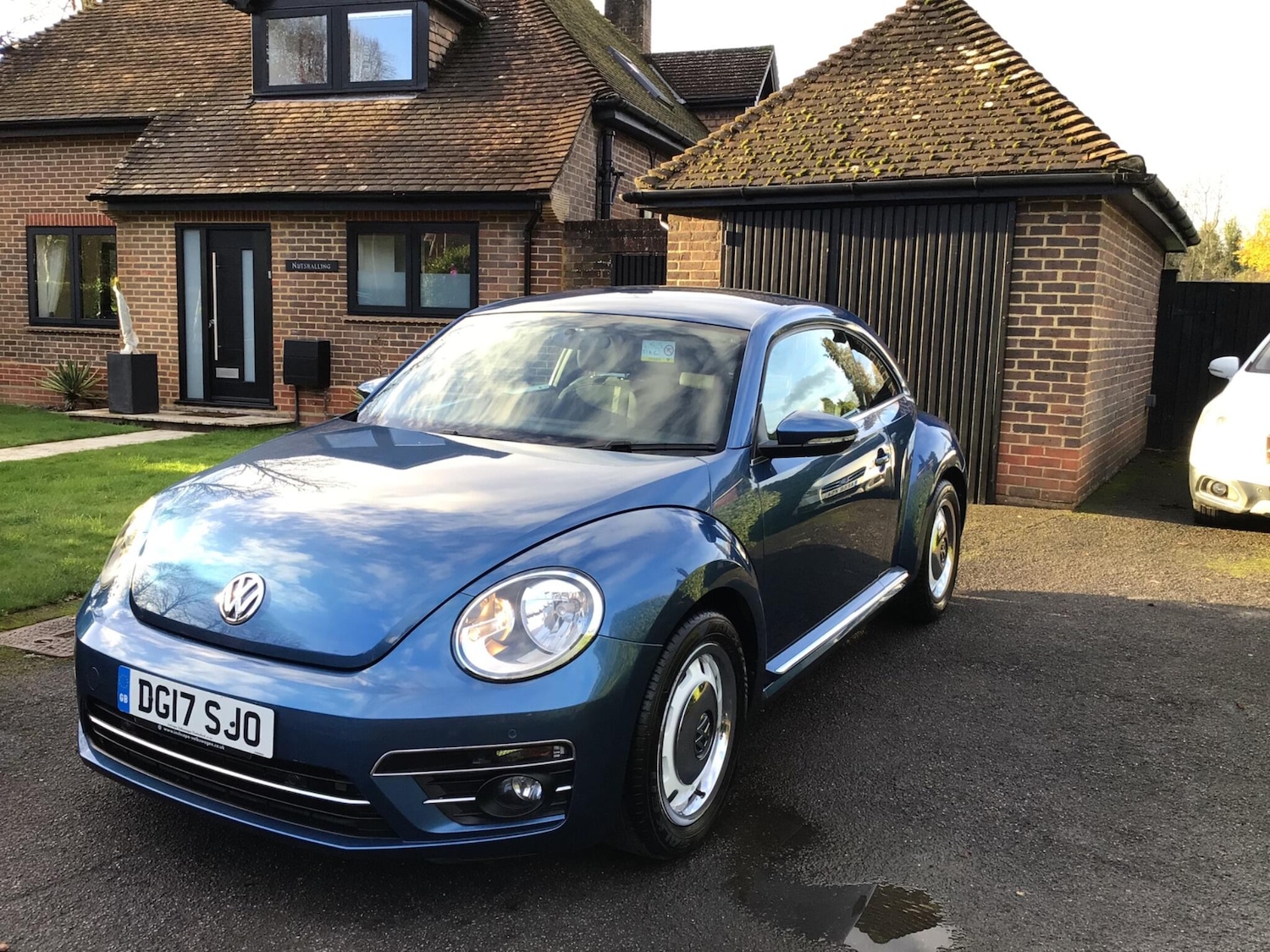 Used Volkswagen Beetle 2017 for sale - 77927793: Photo 5