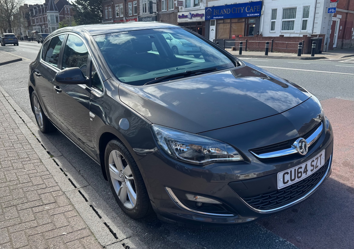 Used Vauxhall Astra 2014 for sale - 78084060: Photo 3