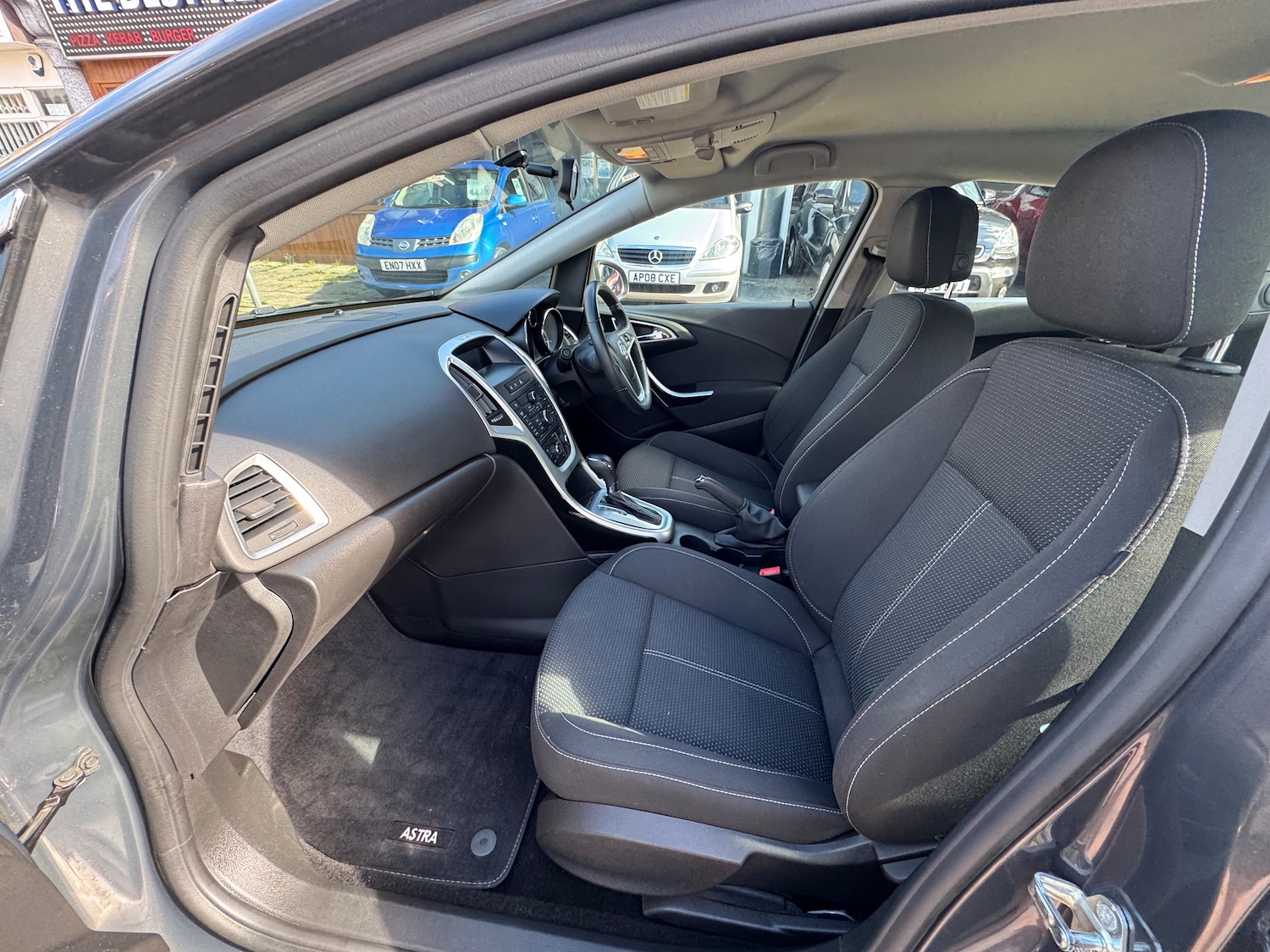 Used Vauxhall Astra 2014 for sale - 78084060: Photo 8