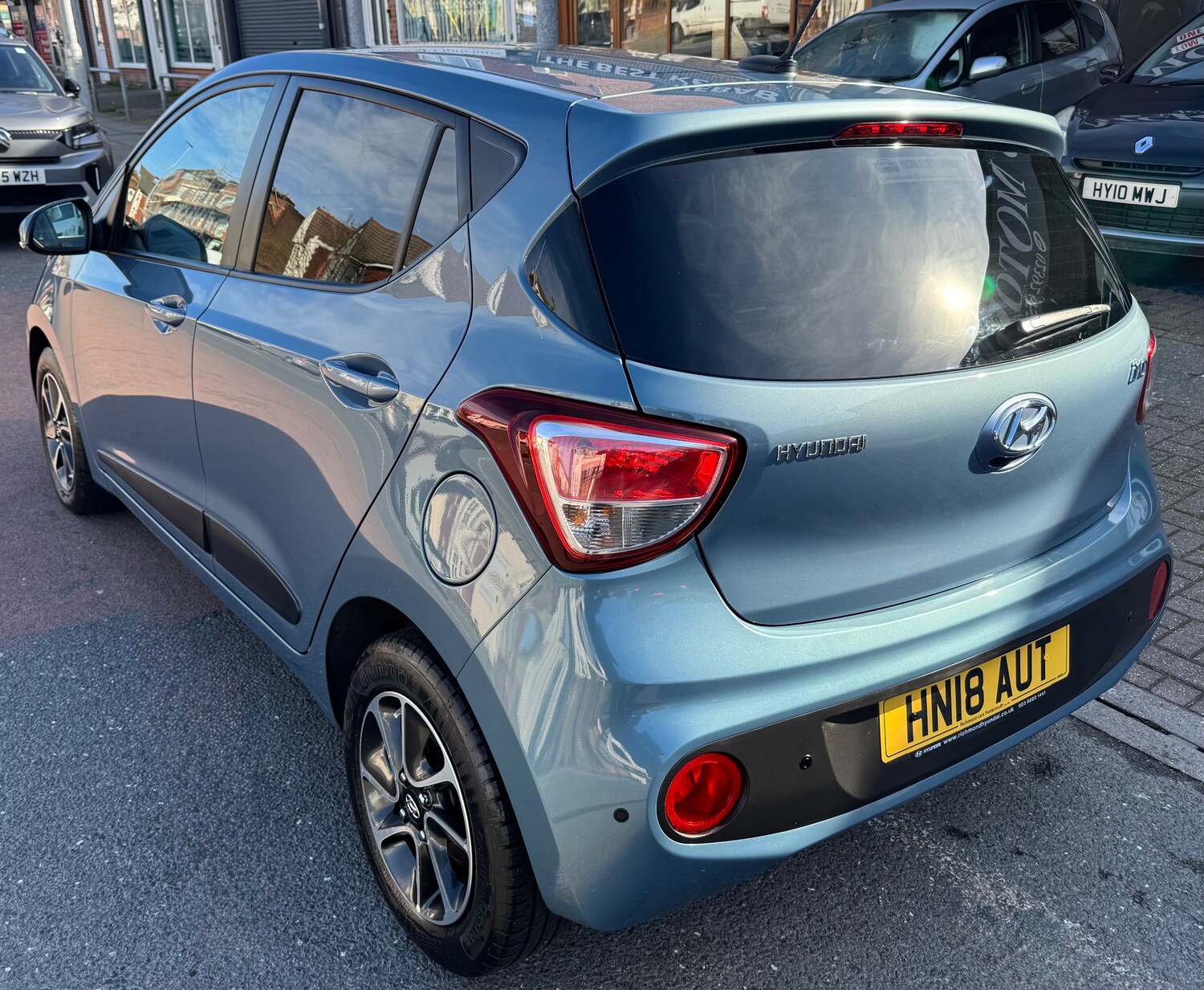 Used Hyundai i10 2018 for sale - 77762468: Photo 8