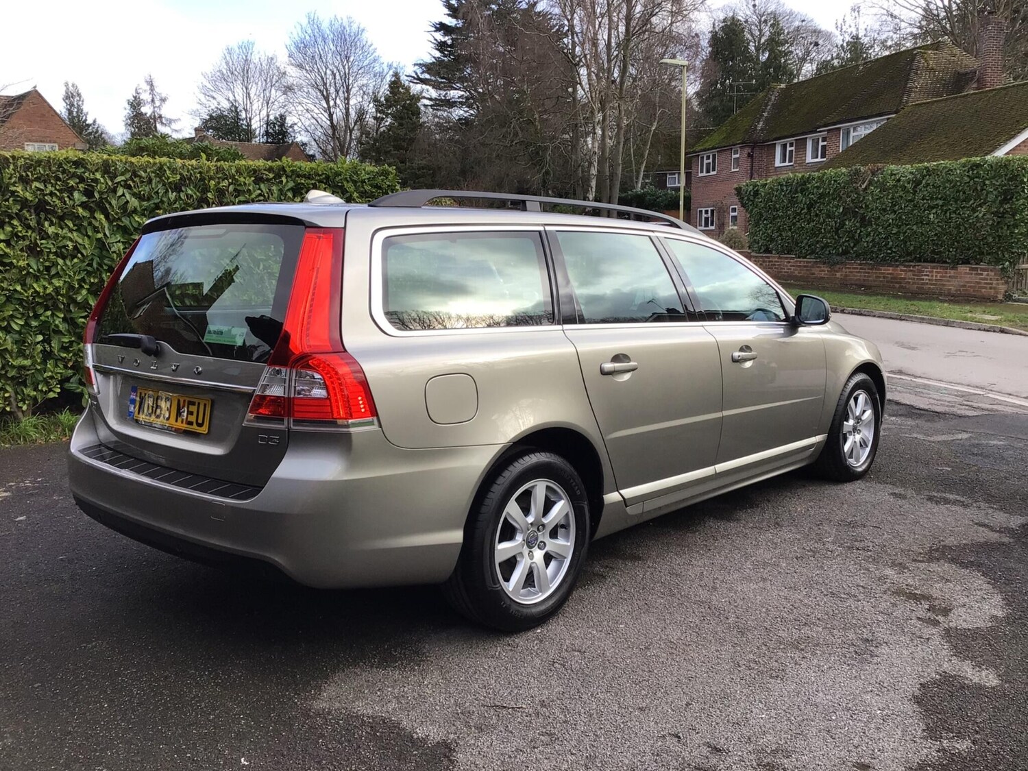 Used Volvo V70 2013 for sale - 77927789: Photo 4