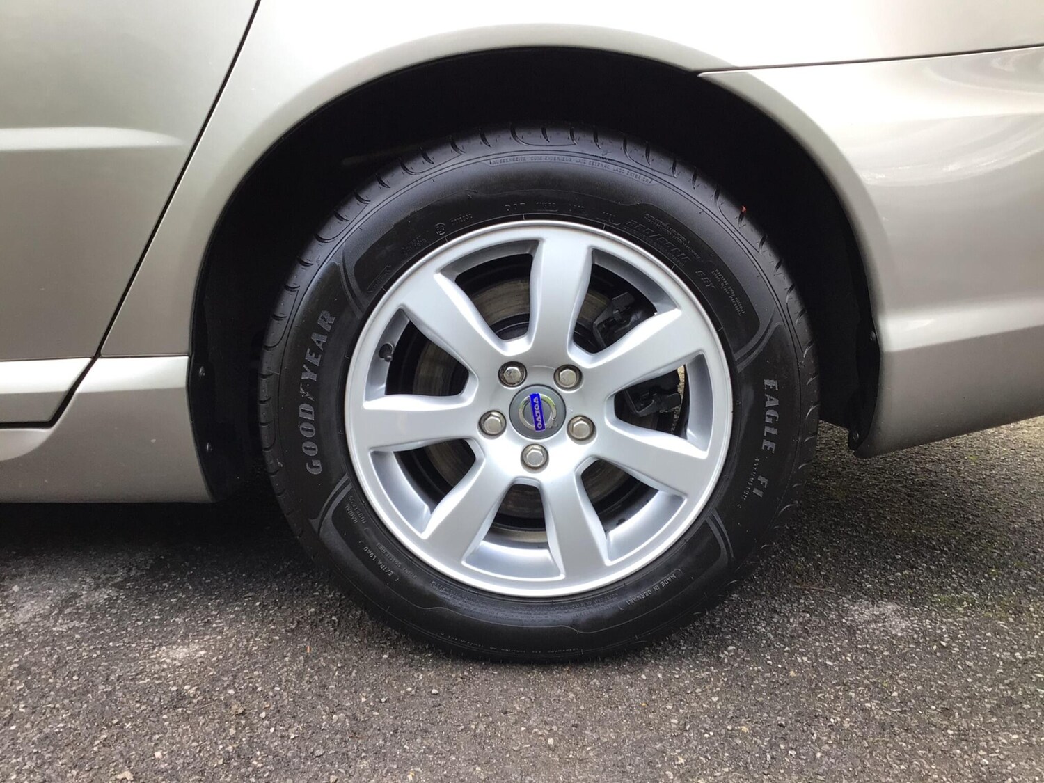 Used Volvo V70 2013 for sale - 77927789: Photo 8