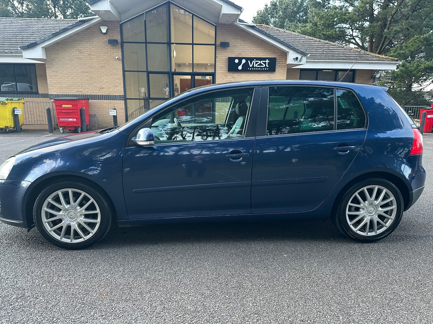 Used Volkswagen Golf 2008 for sale - 77942387: Photo 3