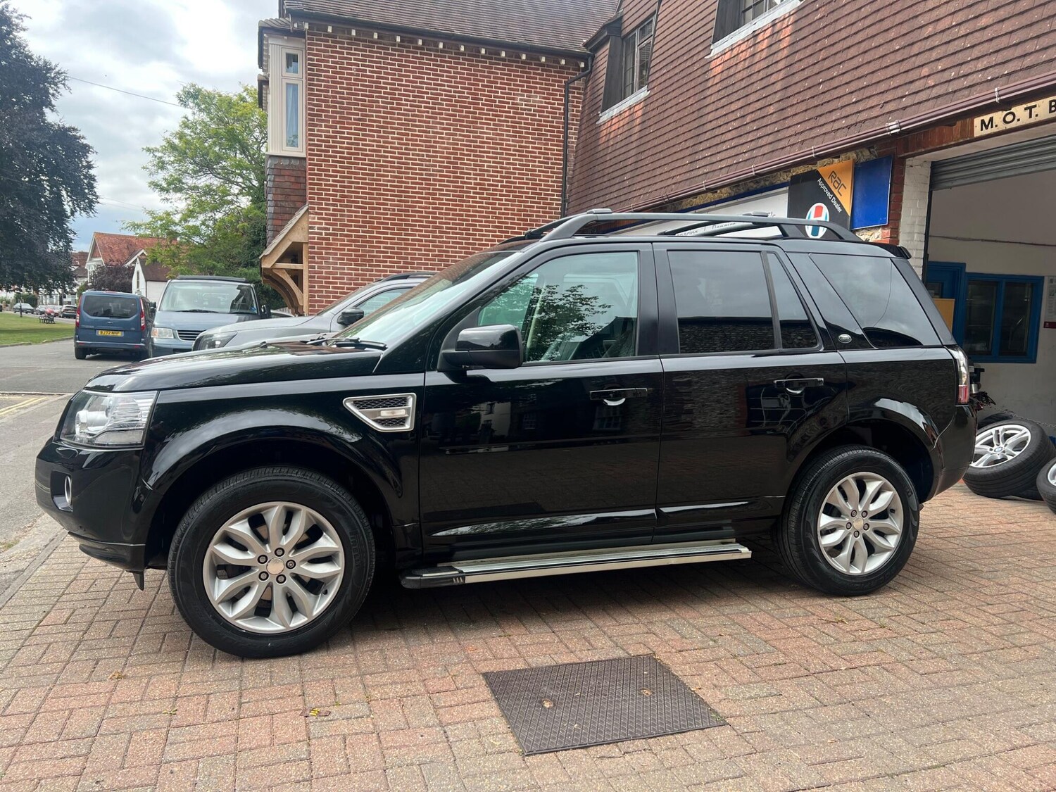 Used Land Rover Freelander 2014 for sale - 78029270: Photo 7