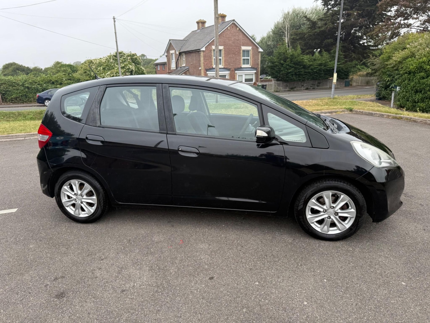 Used Honda Jazz 2011 for sale - 78022530: Photo 2