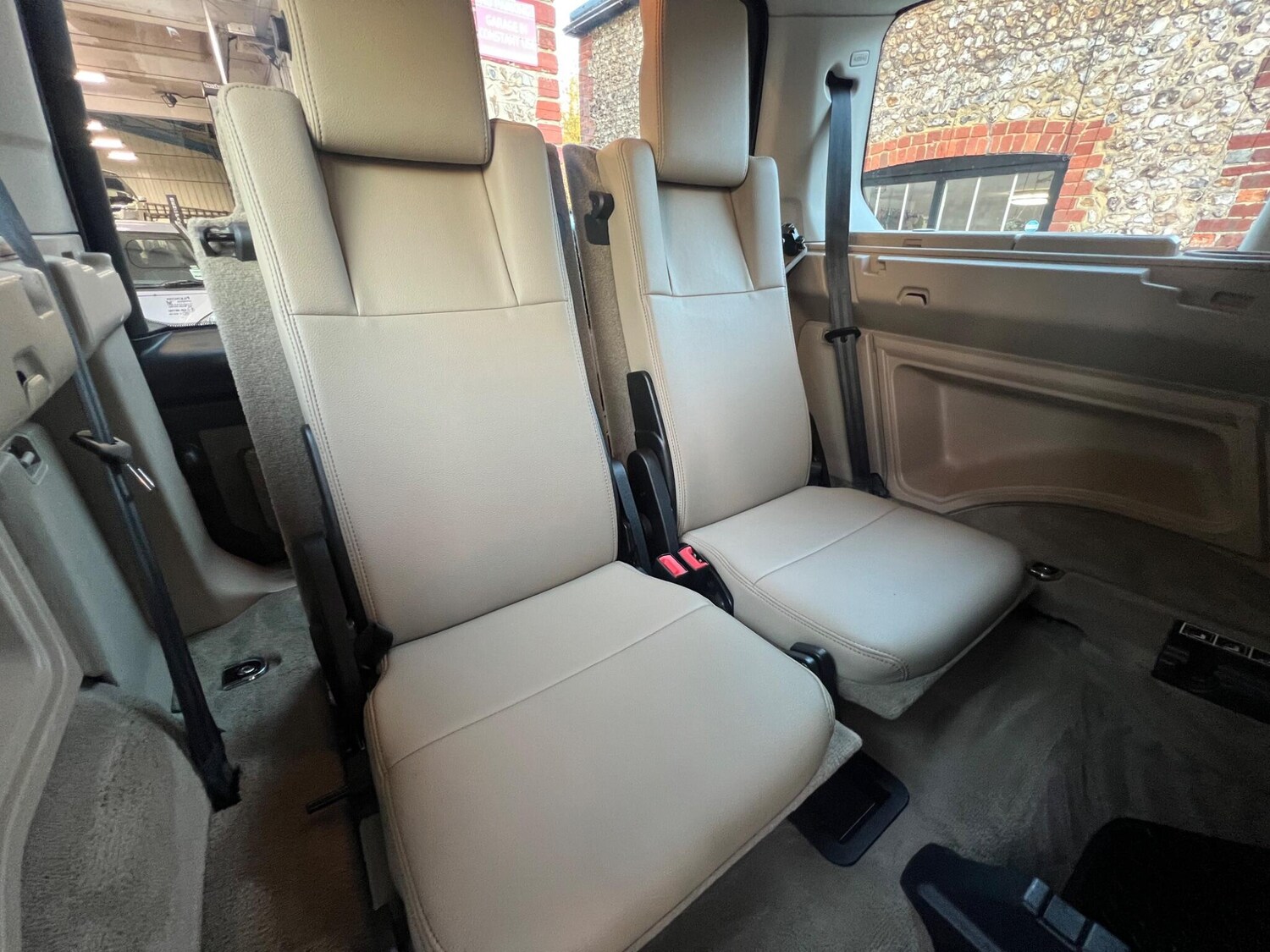 Used Land Rover Discovery 2012 for sale - 78029273: Photo 23