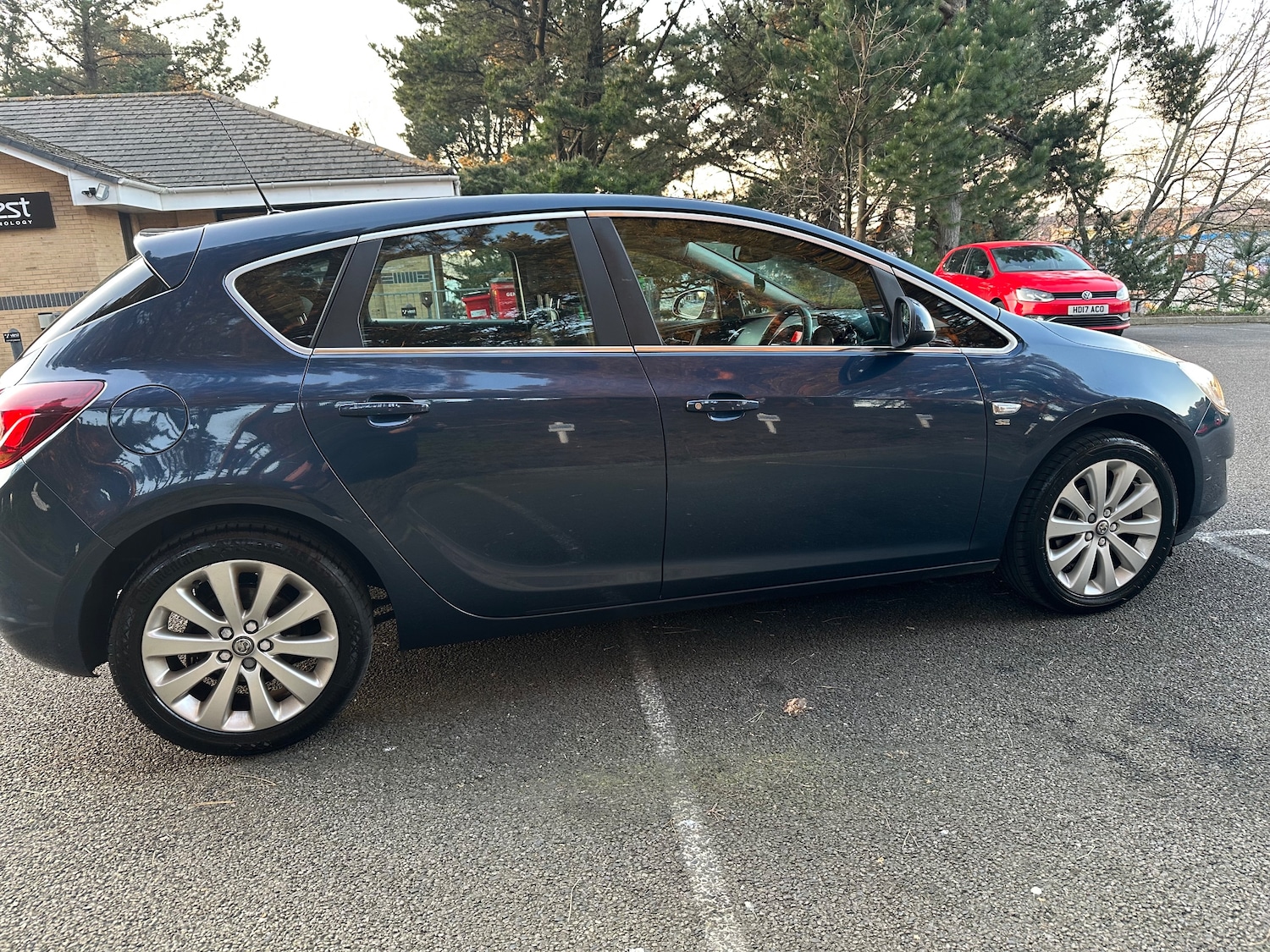 Used Vauxhall Astra 2012 for sale - 78022430: Photo 5