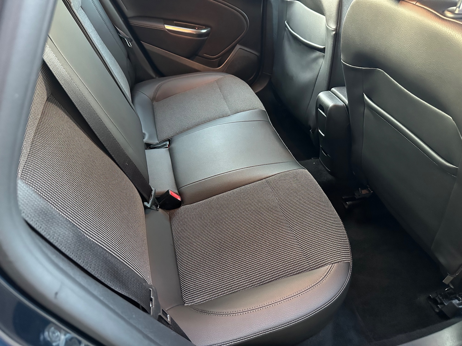 Used Vauxhall Astra 2012 for sale - 78022430: Photo 7